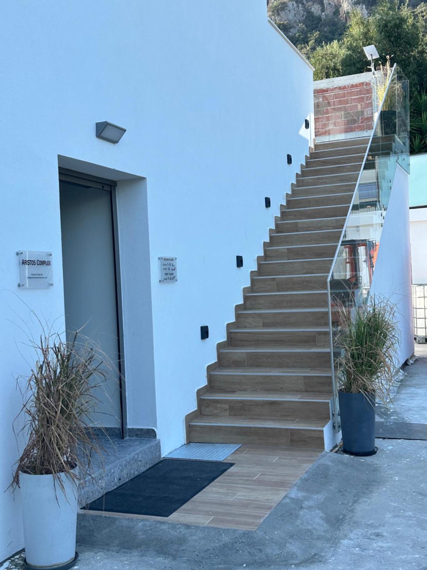 Aristos Complex -studios For 2 Appartamento *